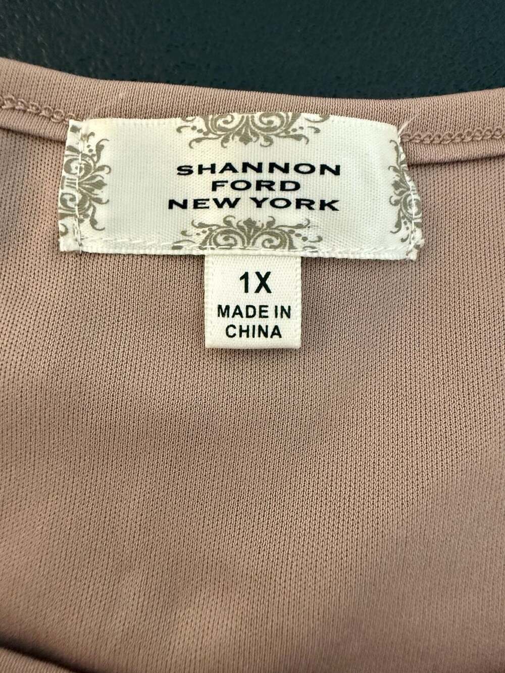 Shannon Ford New York Mauve Lace Overlay 3/4 Sleeve Blouse, Size 1X - Picture 3 of 7